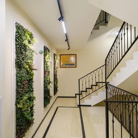 Bright & Spacious With Free Parking * Filibe