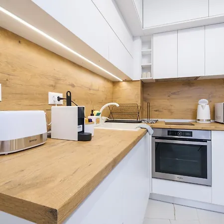 Bright & Spacious With Free Parking Filibe