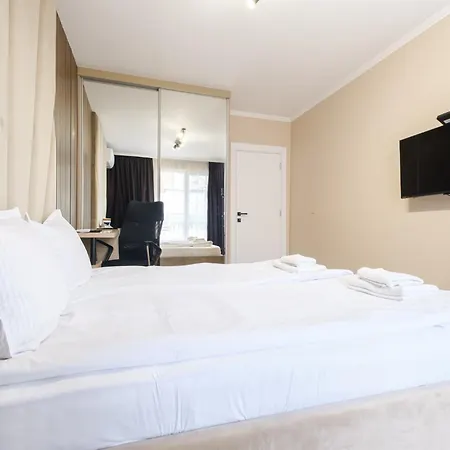 Apartament Bright & Spacious With Free Parking *